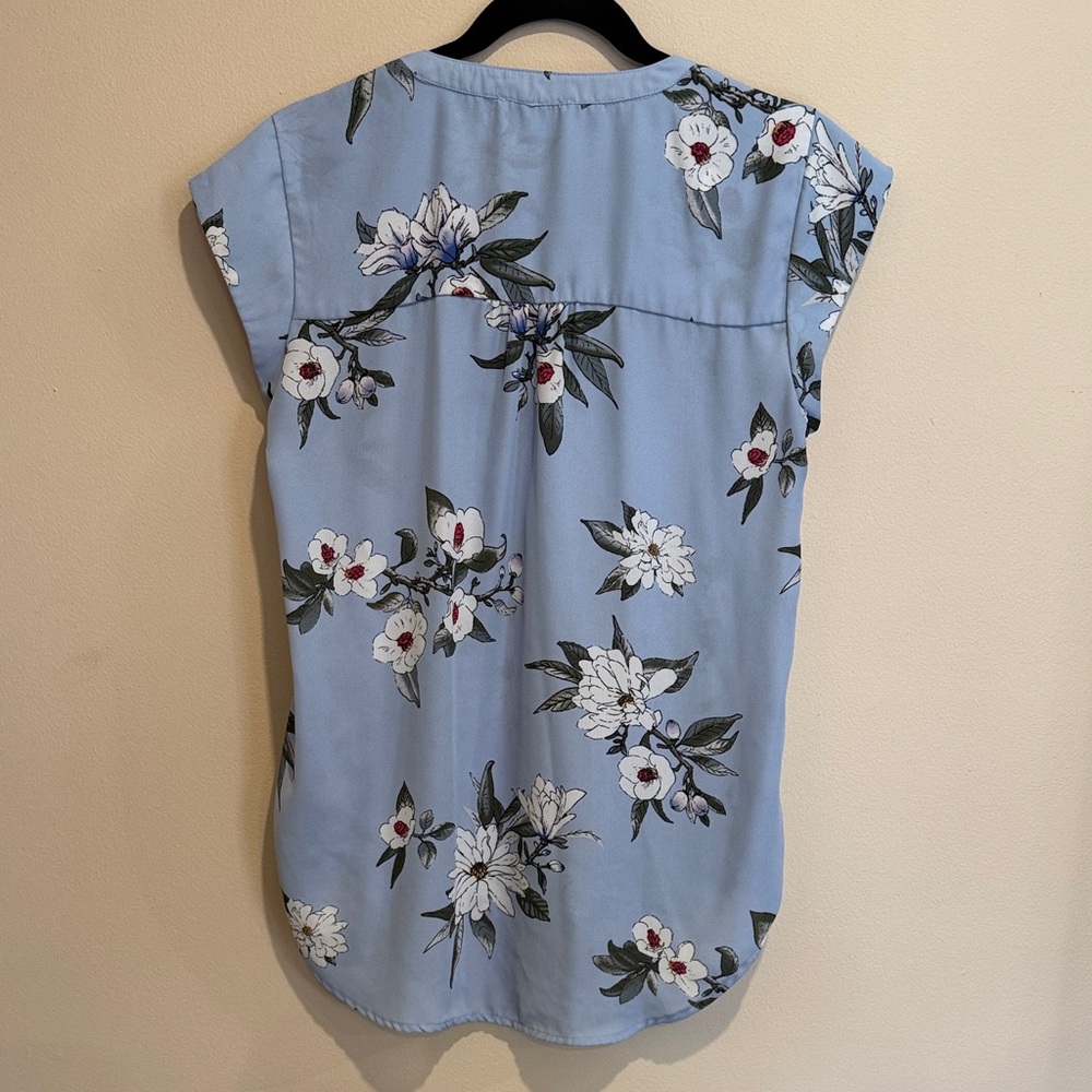 💜Olive & Oak Light Blue Floral Chic Fashionable Casual office attire Blouse - Picture 3 of 5